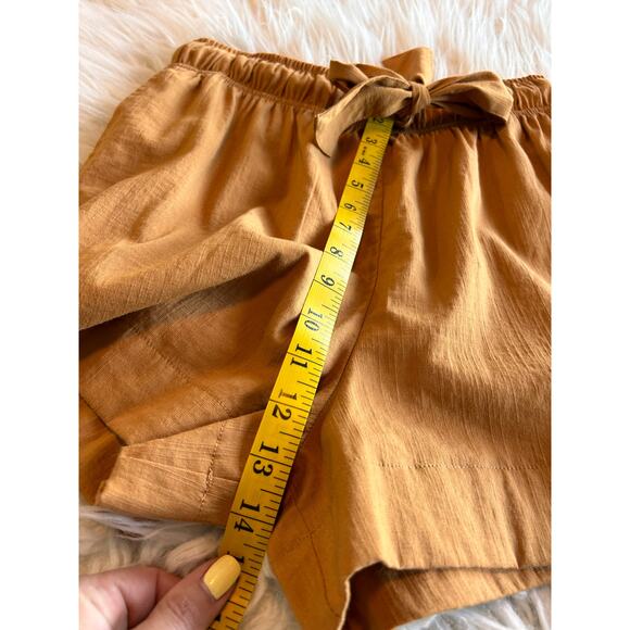 Evereve Women's Shane Tie Waist Flat Front Pull-On Shorts Vacation Burnt Gold S - Picture 9 of 9